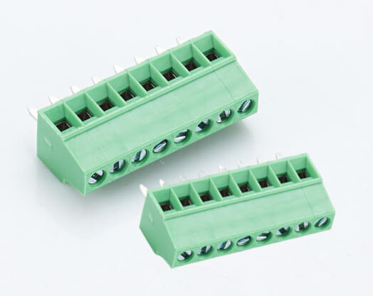 <p>PCBコネクタは、信号、データ、および電力伝送用のワイヤとプリント回路基板を接続するために使用されます。</p>