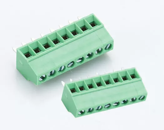 <p>PCBコネクタは、信号、データ、および電力伝送用のワイヤとプリント回路基板を接続するために使用されます。</p>
